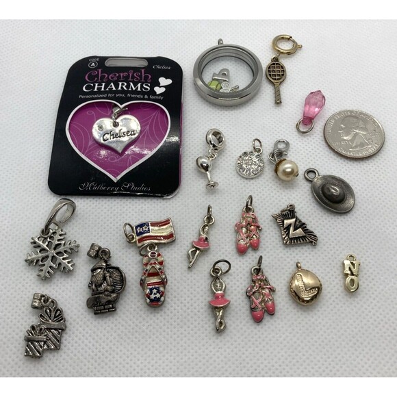 Vintage - Now Lot of (20) Charms Pendants Ballet Tennis Snowflake Flag Hat - Picture 2 of 10